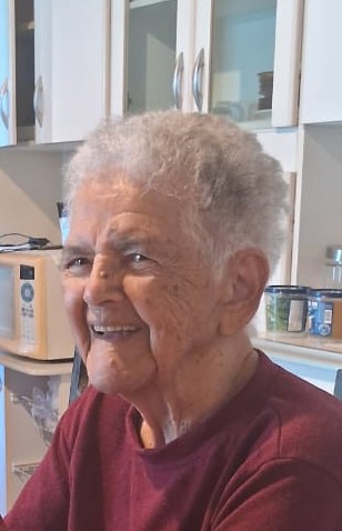ALICE TEIXEIRA FERREIRA